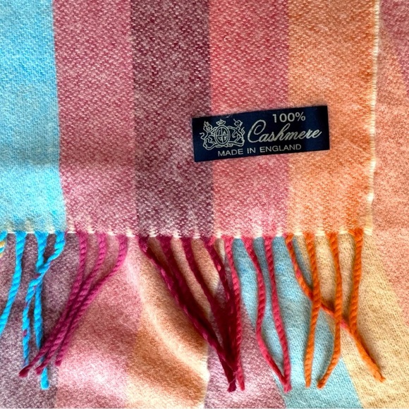 VINTAGE 100% Cashmere Striped Scarf – Made in England – 11.5” x 71” - Picture 4 of 7